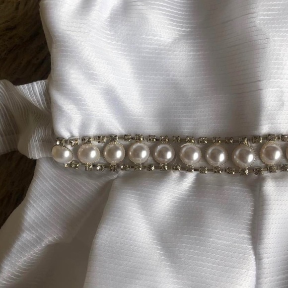 2/$30⭐️ White Party Dress Girls 6x - Picture 2 of 5